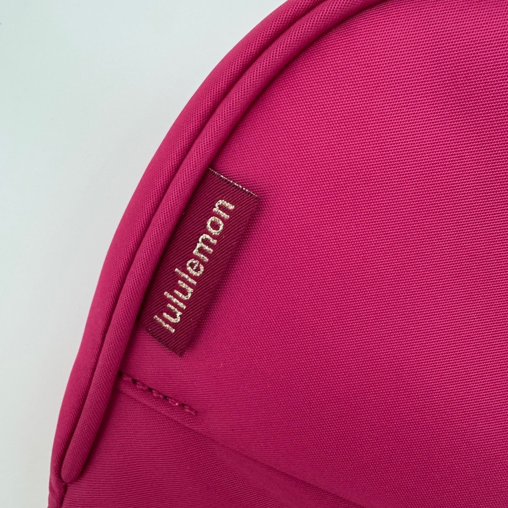 🌸Lululemon City Essentials Mini Shoulder Bag 1L NWT - Picture 6 of 10